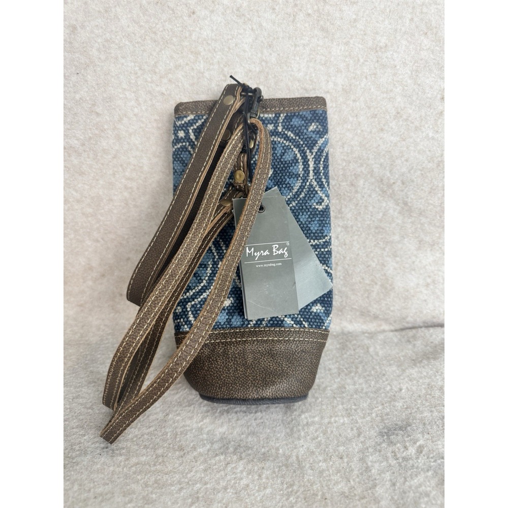 NWT Myra‎ Tipsy Toes Wine Bag